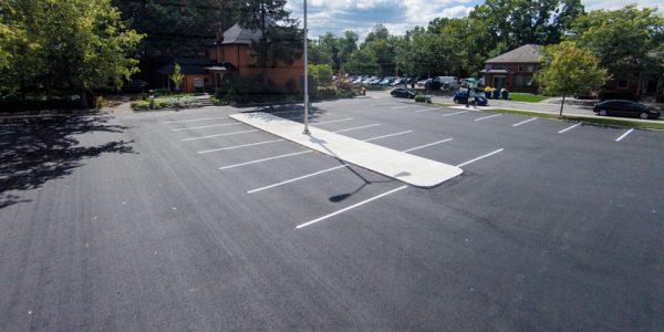ASPHALT PAVING - Lincoln Construction Group | Commercial, Industrial ...